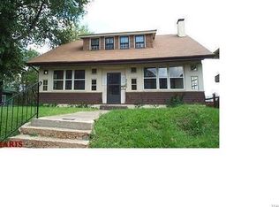 3702 Pine Grove Ave, Saint Louis, MO 63121