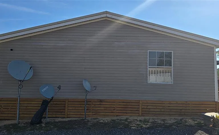 14351 Rock N Roll Rd — Photo 2