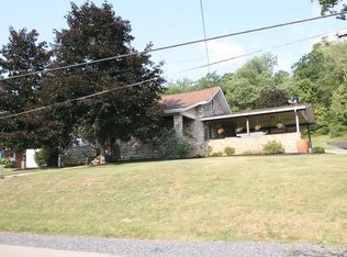 21156 Main St, Shade Gap, PA 17255