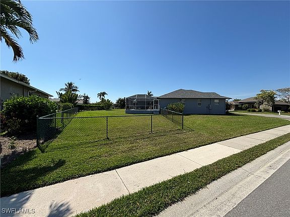 5th image of 8845 Bracken Way