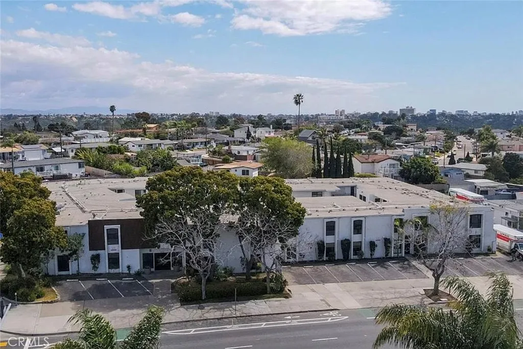 6679 Linda Vista Rd — Photo 1