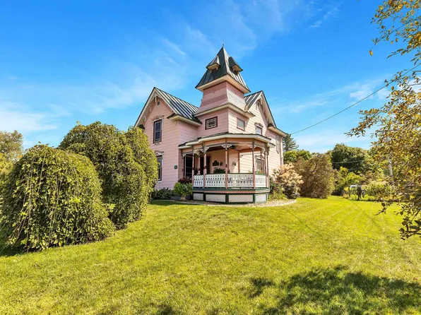 112 S Mast Street, Goffstown, NH 03045