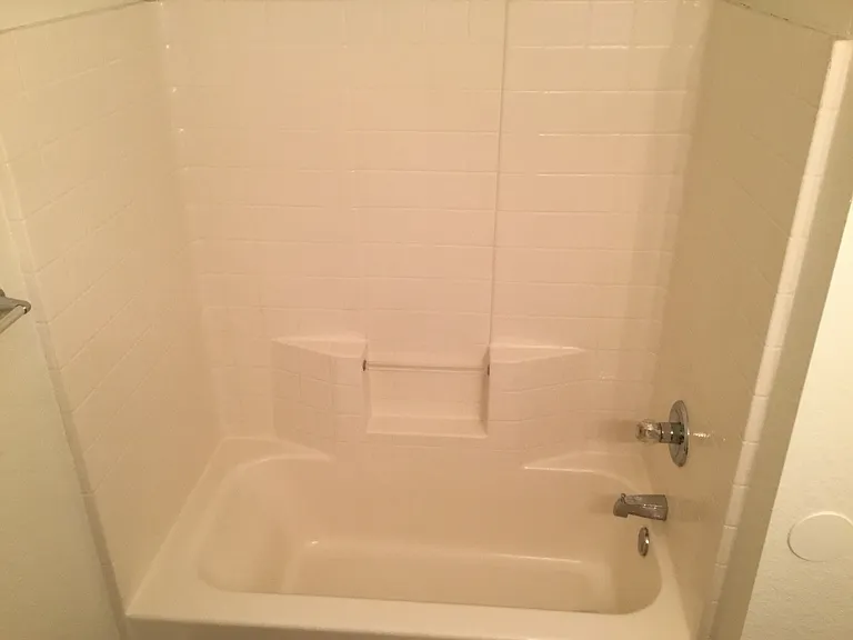 8400 Beaufort Ct — Photo 15
