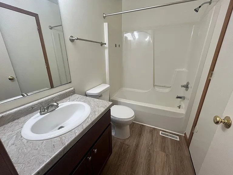 529 S Silverwood Ln #A — Photo 9