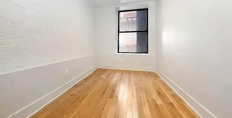 Rented by REAL New York | media 11