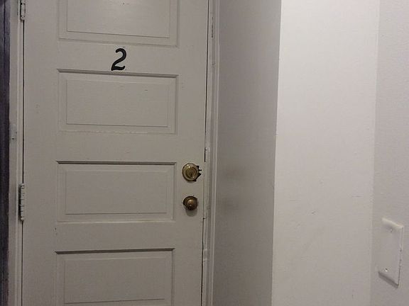 2nd image of 707 E Prospect St #2