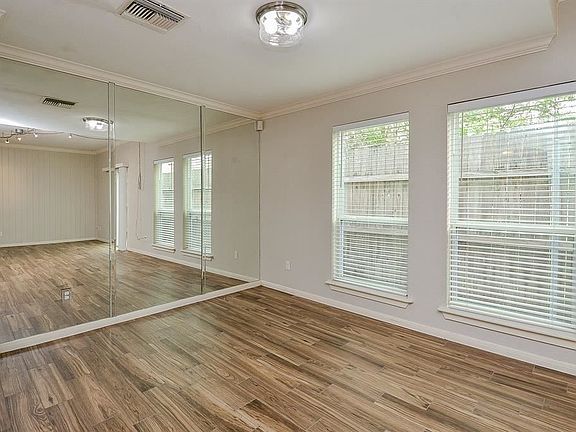 5th image of 1829 Bering Dr APT 2