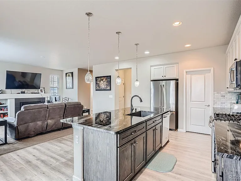 3321 Riverwood Way — Photo 6