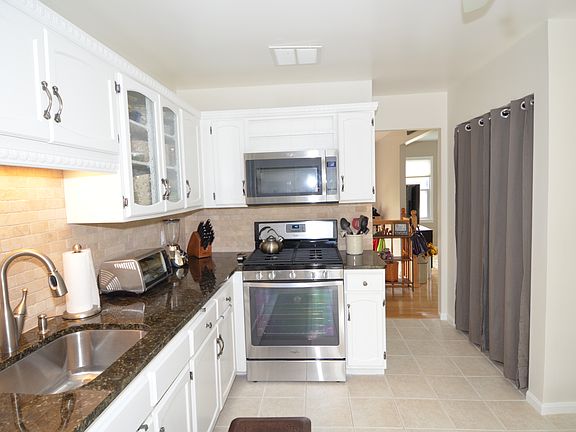 5th image of 5100 Southampton Dr