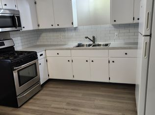 1573 Port Sheldon St, Jenison, MI 49428