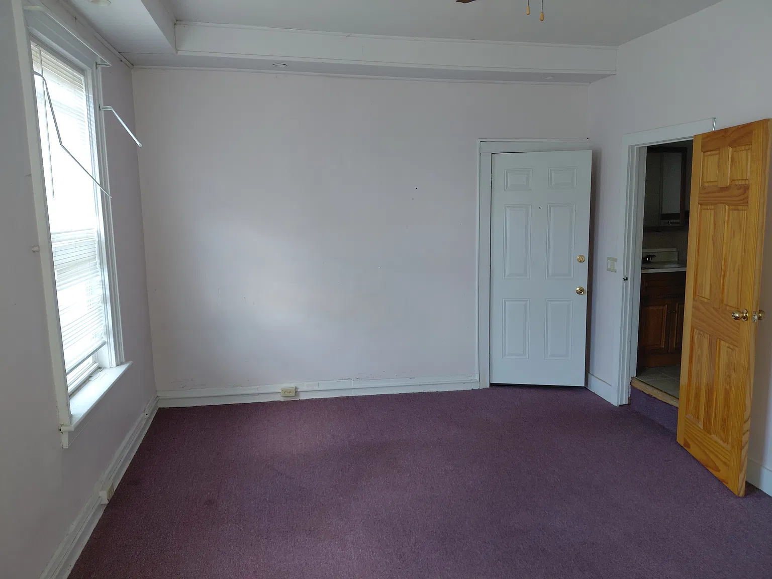 Studio, 725 sqft, $625 — Photo 3