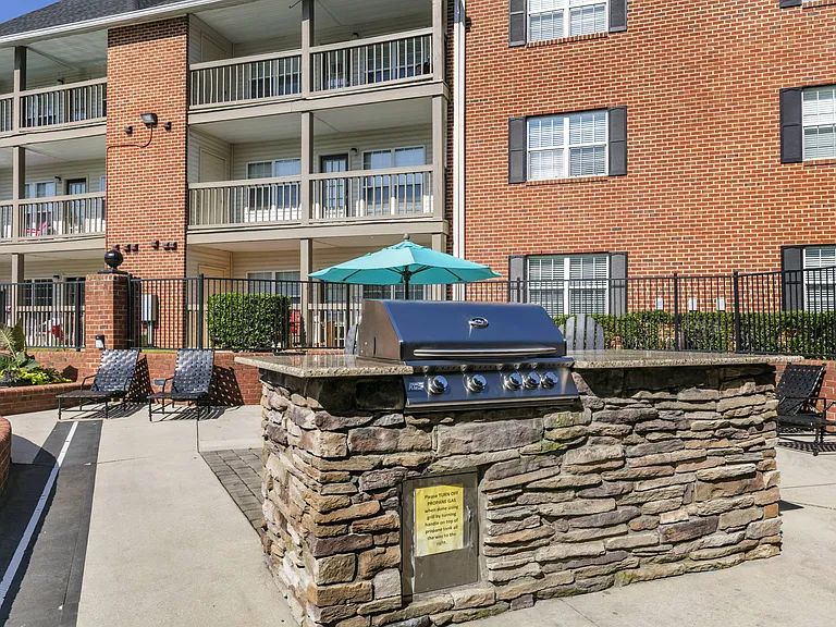 Deep River Pointe — Photo 28