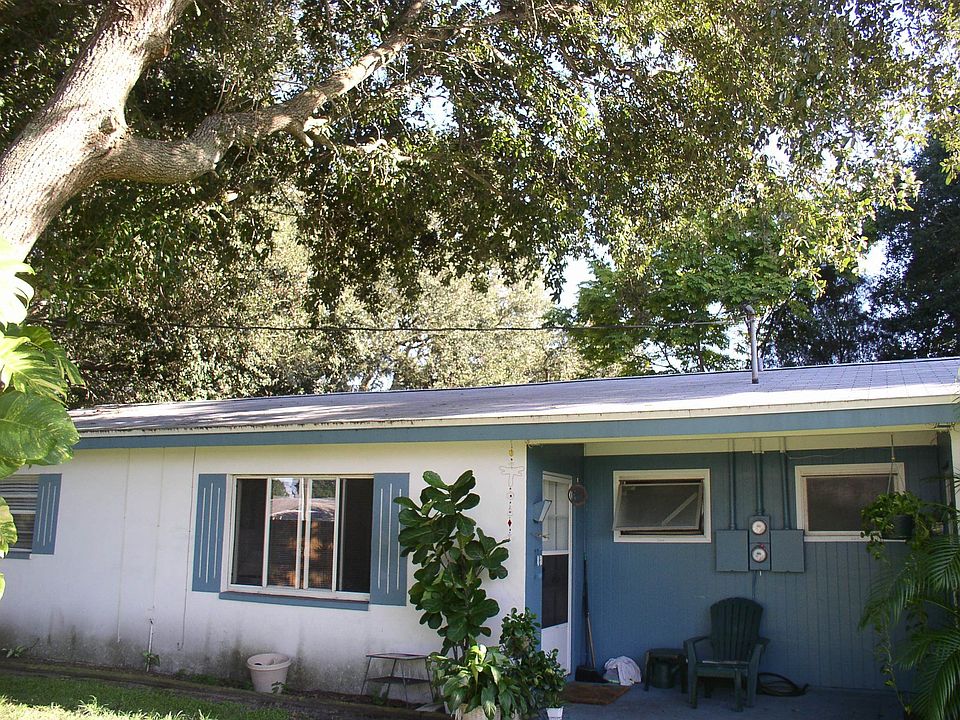 2nd image of 223 Plumosa Dr