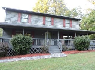 968 Haynes Valley Rd, Gate City, VA 24251