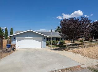 20417 Sierra Ave, Tehachapi, CA 93561
