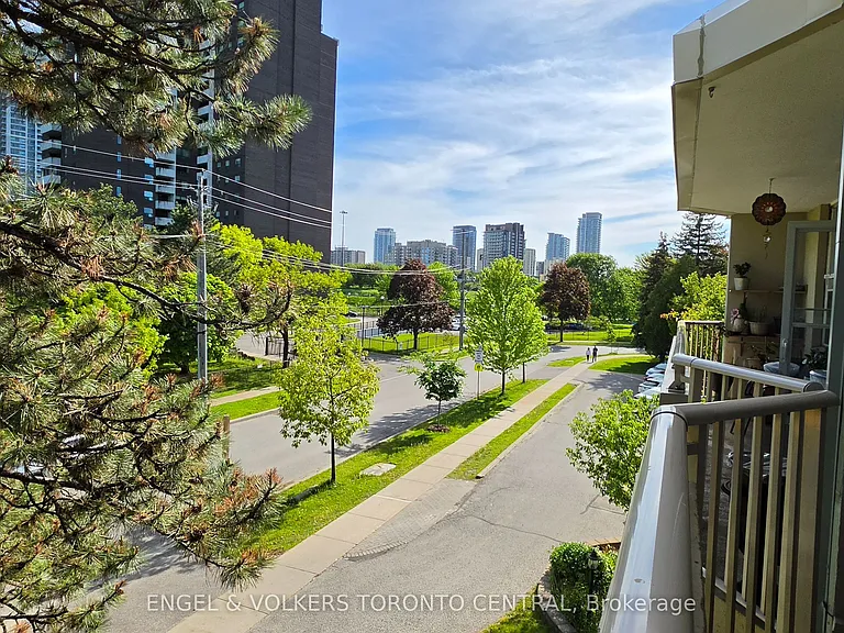 70 Old Sheppard Ave #315 — Photo 20