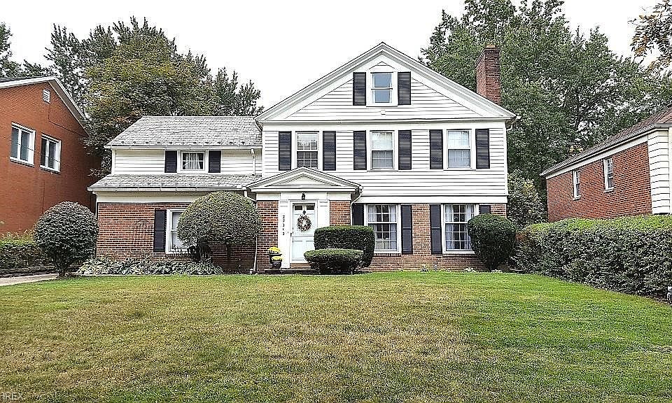 Beautiful Home With Curb Appeal