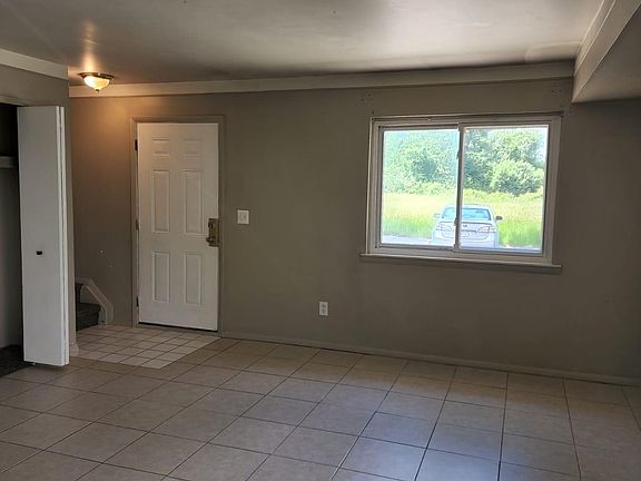2nd image of 15512 Dupage Blvd #160