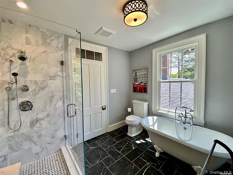 1685 Peconic Ln — Photo 15
