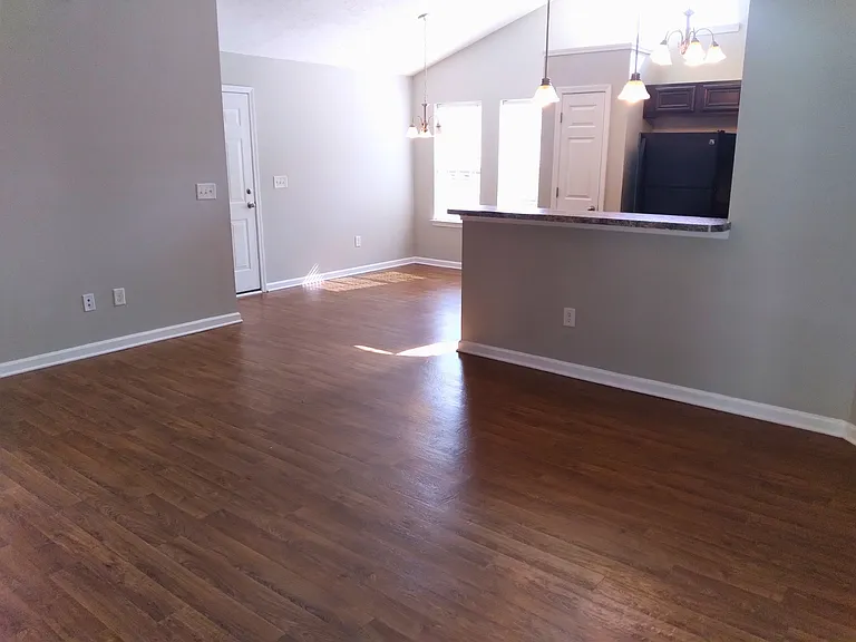 169 Woodland Park Loop — Photo 7
