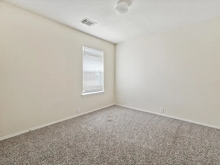 21102 Somerset Park Ln — Photo 12