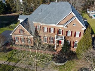 18733 Upper Meadow Dr, Leesburg, VA 20176