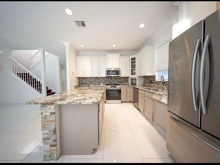 5456 Los Palma Vista Dr — Photo 21