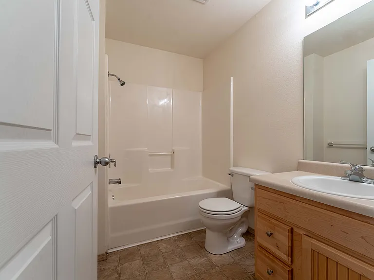 Battlefield Park Apartments — Photo 104
