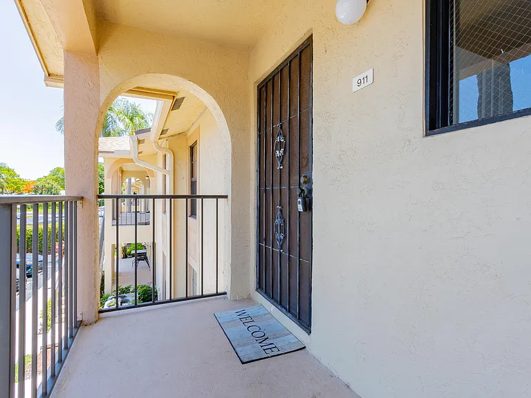 9449 Boca Cove Cir #911 — Photo 18
