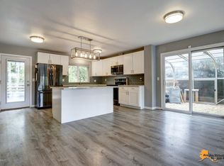 17626 Laoana Cir, Eagle River, AK 99577