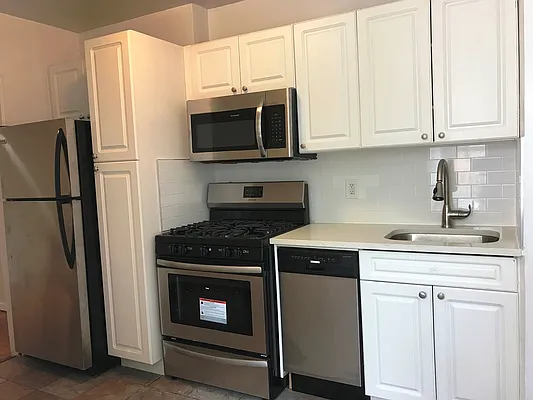 Rented by Prime Realty | media 24