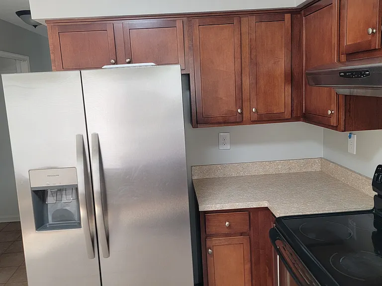 904 Alewife Ct — Photo 10