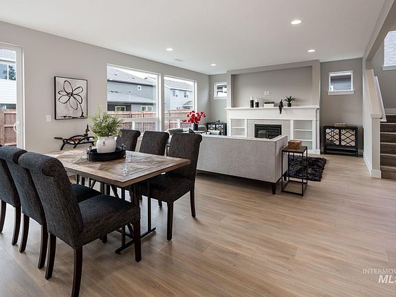 7th image of this home
