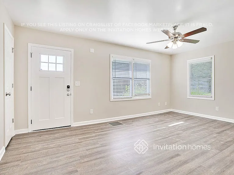 2261 Mark Trl — Photo 2