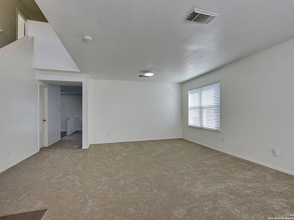 3rd image of 9331 CENTROVISTA DR