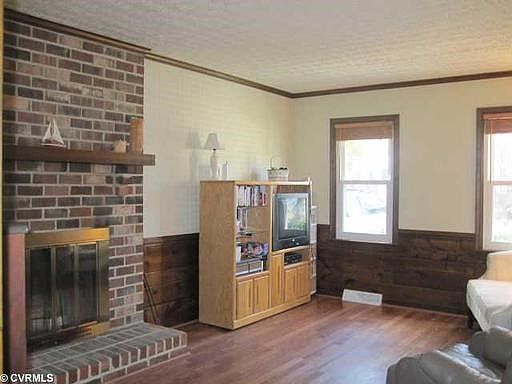 4th image of 113 Reams Ct