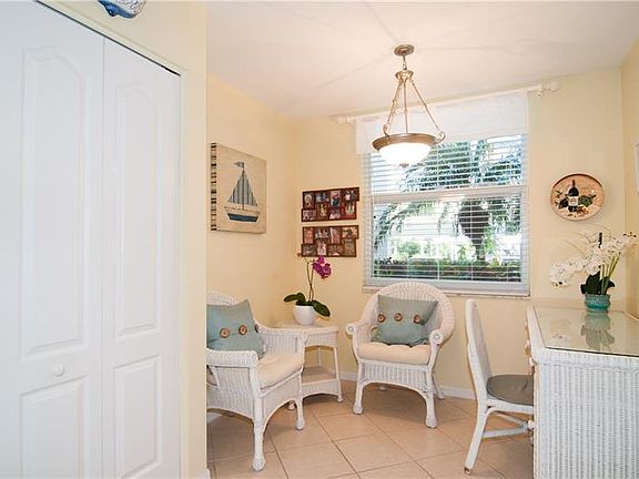 4th image of 4645 Tower Hill Ln Unit 2515
