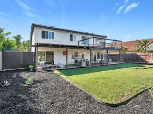 377 N Willowspring Dr, Encinitas, CA 92024