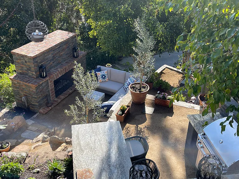 Ashton Dr — Photo 24