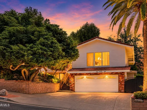 22109 Gresham St, Canoga Park, CA 91304