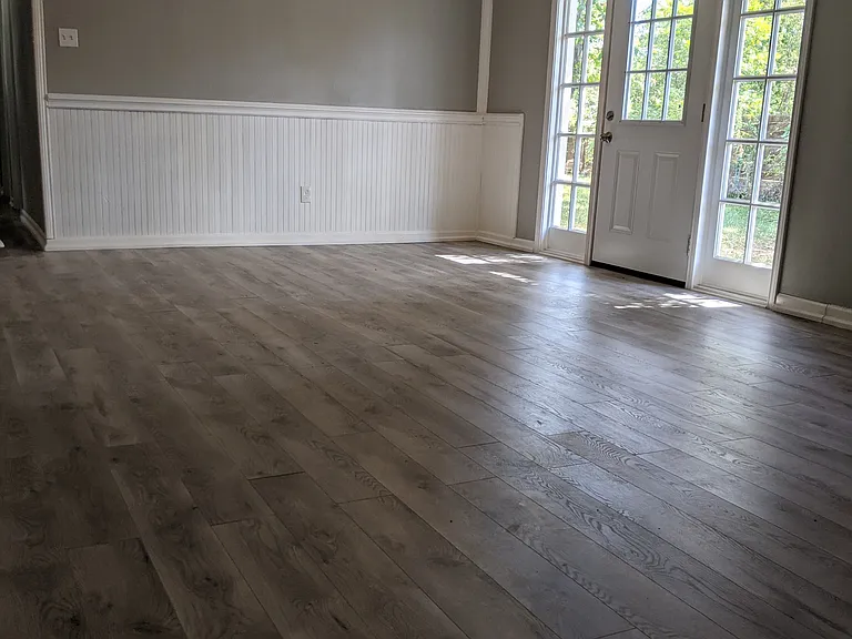 1806 Fowler St — Photo 6