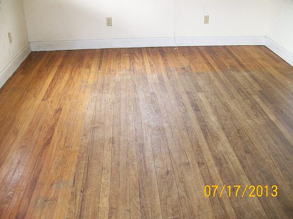 4th image of 1516 West Dr