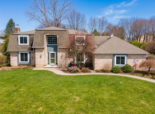 50 County Clare Cres, Fairport, NY 14450