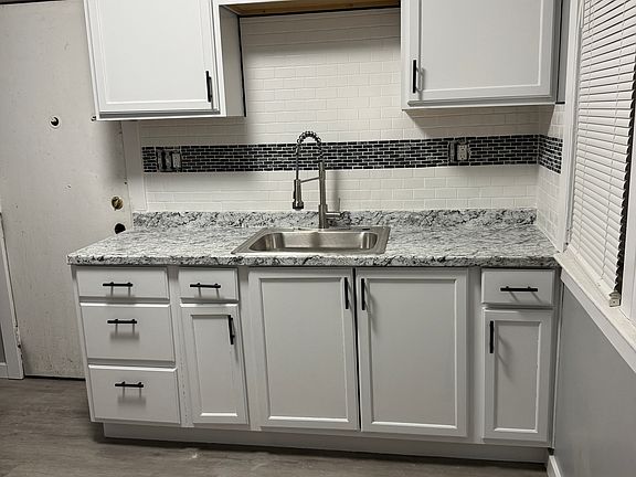 4th image of 9103 Quincy Ave #1