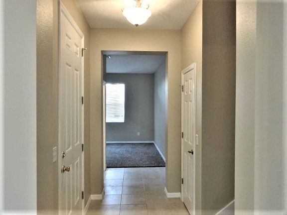 2nd image of 547 Lake Eagle Ln