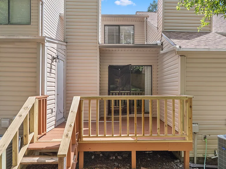 4245 Brookside Dr — Photo 27