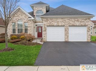 118 Cobblestone Blvd, Monroe Township, NJ 08831