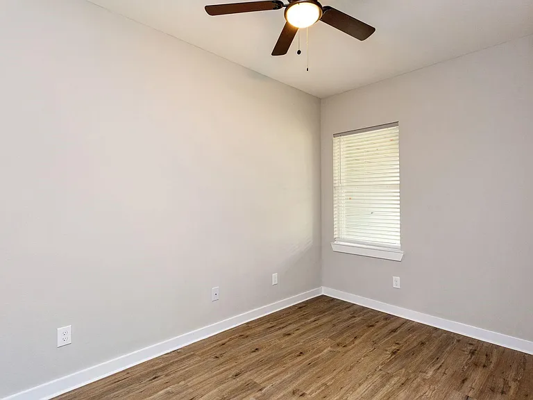 10317-10317 Lake Rd #15B — Photo 14