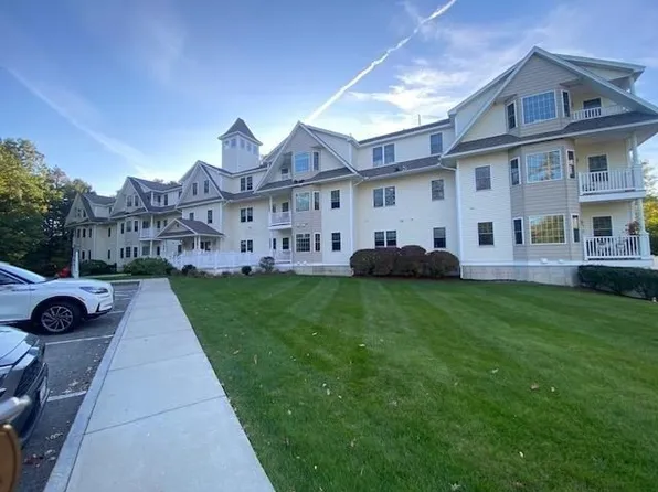 195 Salem St APT 2308, Wilmington, MA 01887