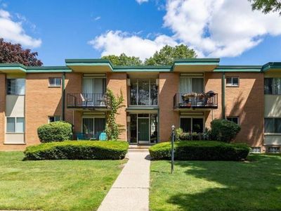1918 Axtell Dr APT 1, Troy, MI, 48084